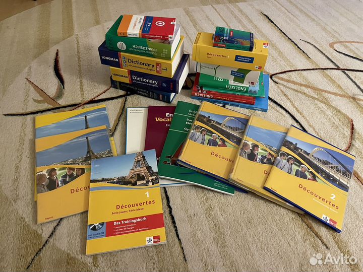 Словари и учебники по английскому и французскому