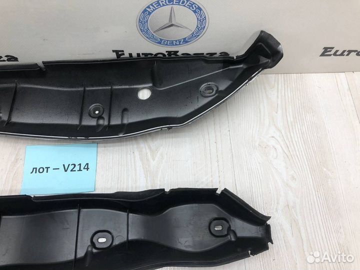 Пыльник переднего крыла Mercedes W207
