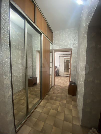 2-к. квартира, 38 м², 1/4 эт.