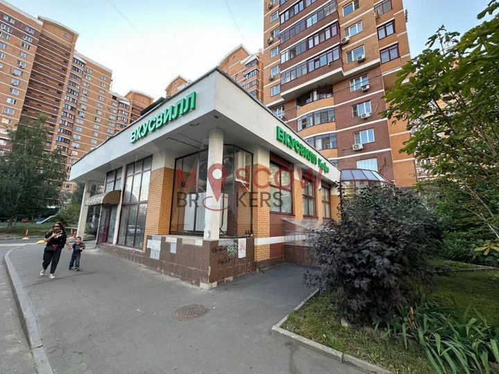 Продам торговое помещение, 416 м²