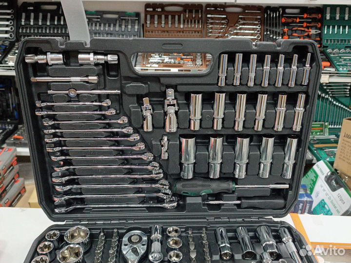 Набор инструментов 219 пр Битый кейс