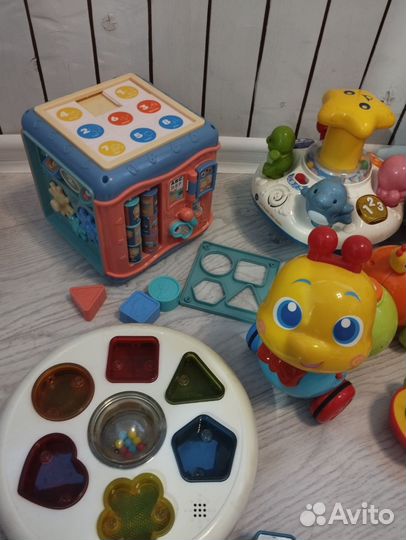 Развивающие игрушки для малышей
