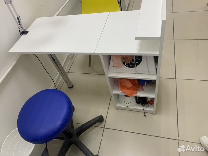 Стол для маникюра