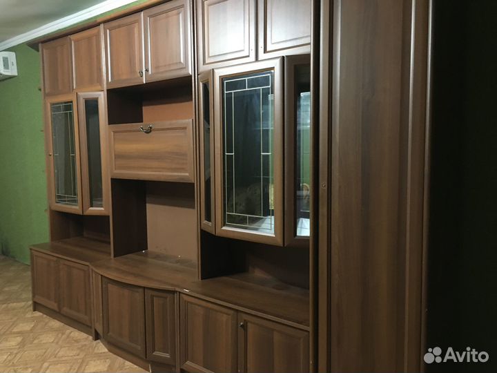 Продаётся шкафы- стенка, б/у