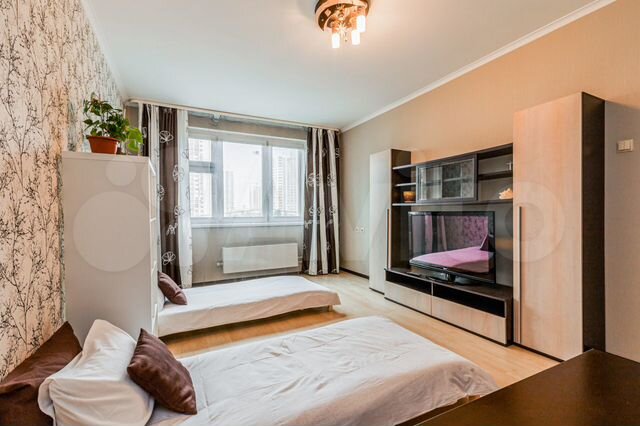 2-к. квартира, 68 м², 3/25 эт.