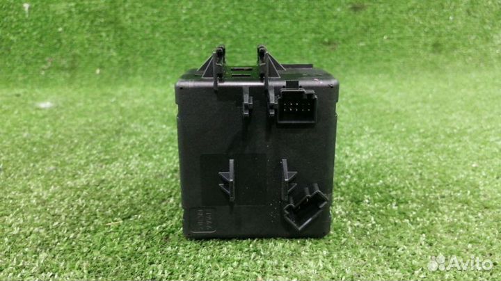 Замок зажигания Mercedes-Benz Glk220