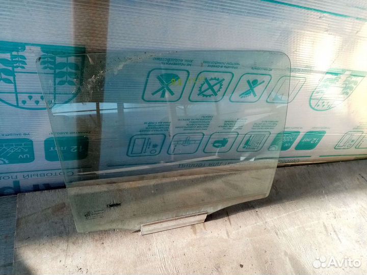 Стекло двери заднее Daewoo Nexia