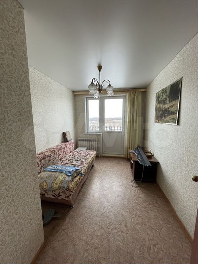 3-к. квартира, 55 м², 3/3 эт.