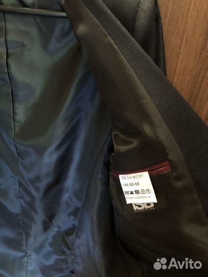 Пиджак на мальчика, новый, 146 см