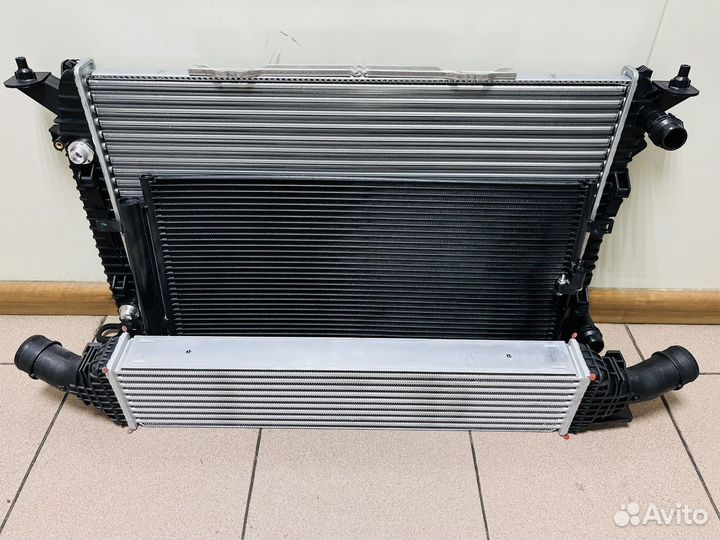 Радиатор охлаждения Audi A4 B8 A5 8T Q5 8R 1.8 2.0