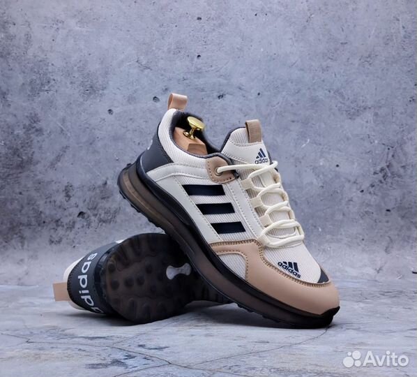 Кроссовки весенние мужские Adidas 41/46