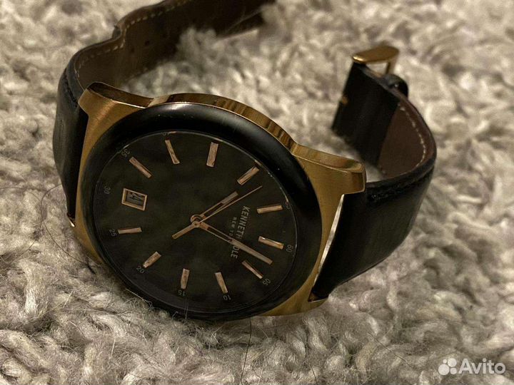 Kenneth cole часы
