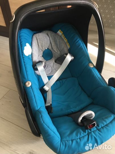 Детское автокресло maxi cosi