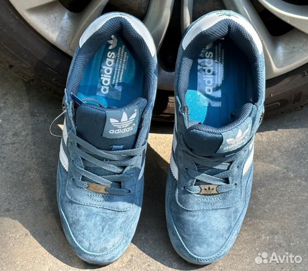 Кроссовки Adidas Classic