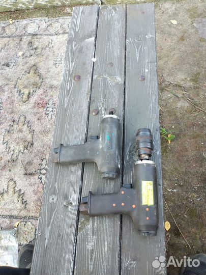 Пневмоударный гайковёрт