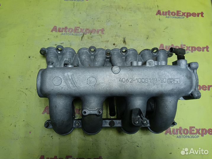 Коллектор впускной змз 406