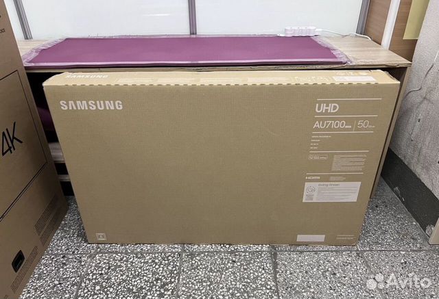 Новый телевизор Samsung 50" (127cm), 4K UHD
