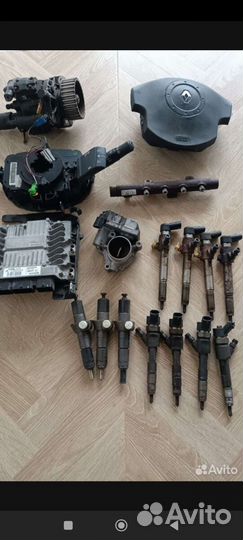 Запчасти на Reno Megan