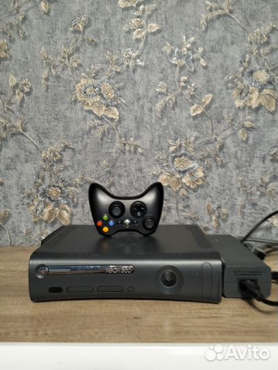 Xbox 360 прошитый freeboot+ 55 игр