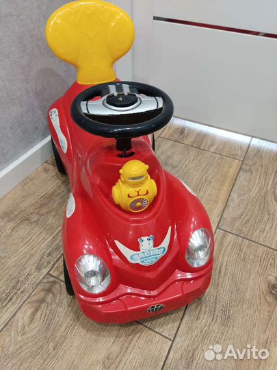 Машинка каталка беговел