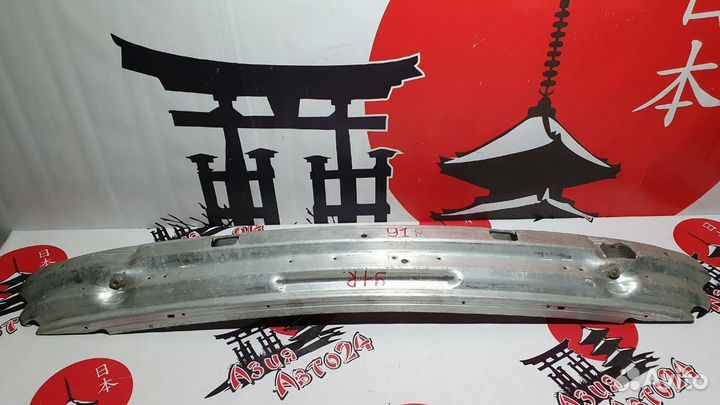 Усилитель бампера BMW 525i E39 M54 B25 1999