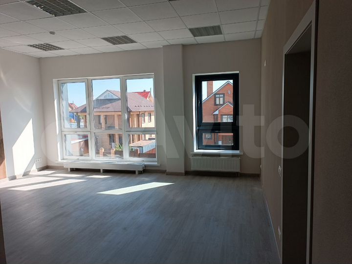 Офис, 900 м²