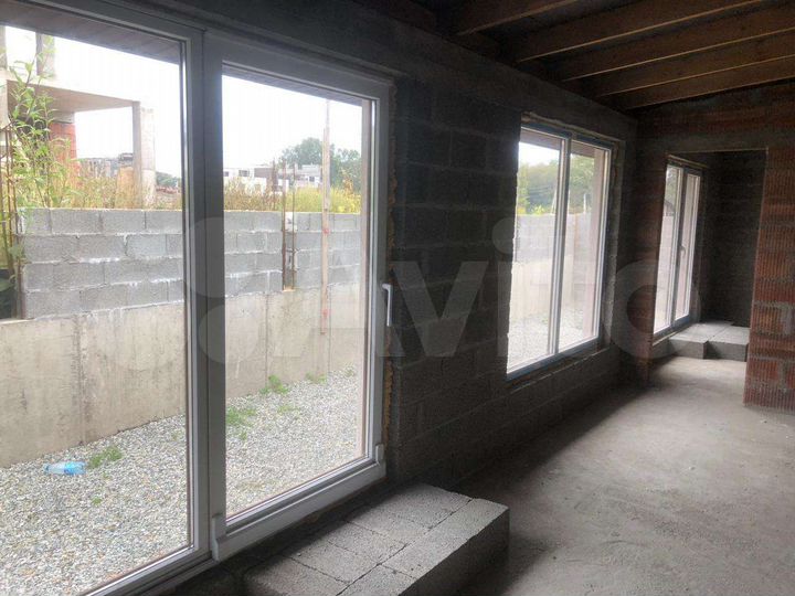 Дом 250 м² на участке 6,5 сот.