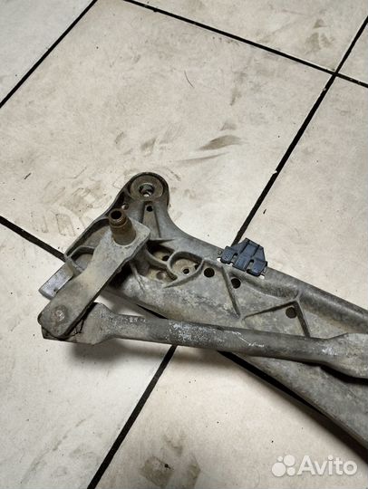 Трапеция дворников BMW E38