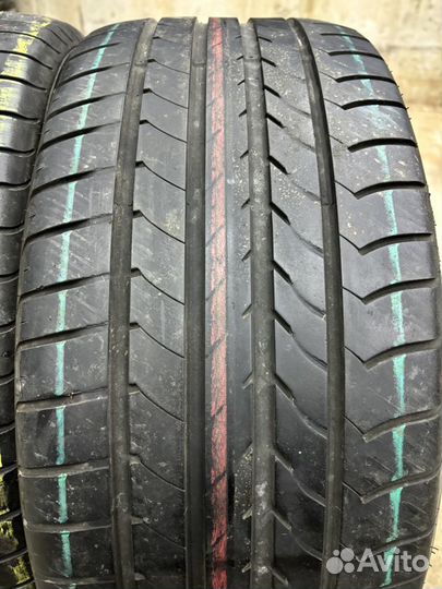 Goodyear EfficientGrip 245/45 R17