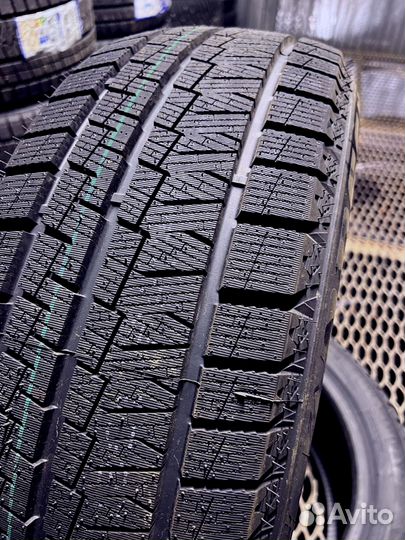 Kapsen SnowShoes AW33 245/60 R18 135U