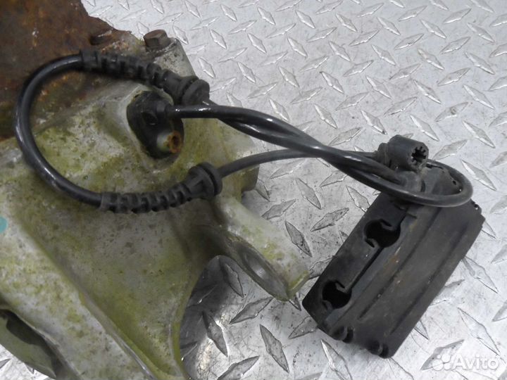 Ступица задняя левая BMW 5-Series F10 6793769