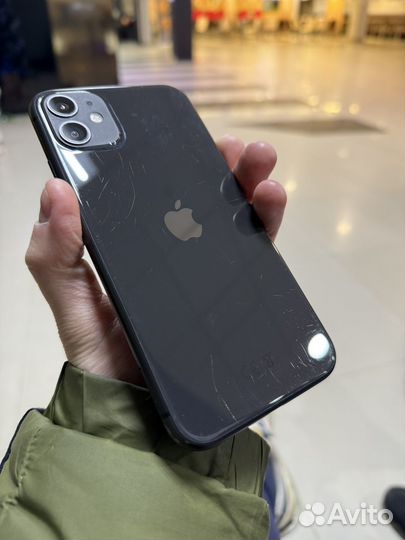 iPhone 11, 64 ГБ