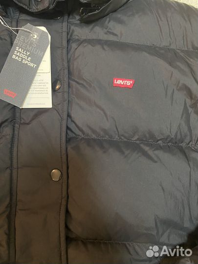 Пуховик женский levis оригинал новый L
