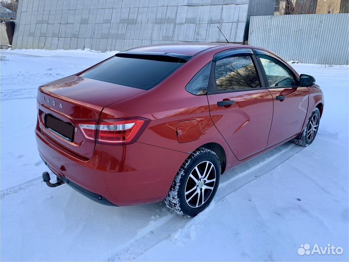 LADA Vesta 1.6 МТ, 2016, битый, 220 000 км