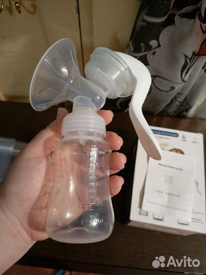 Молокоотсос механический ручной с бутылкой