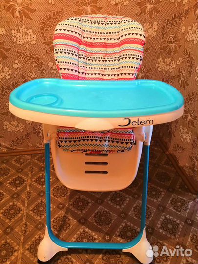 Стульчик для кормления