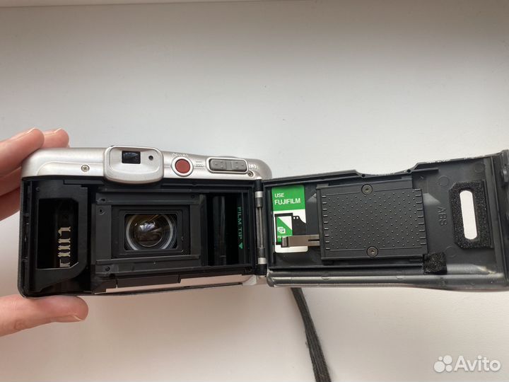 Плёночный фотоаппарат Fujifilm zoomdate 140 EZ