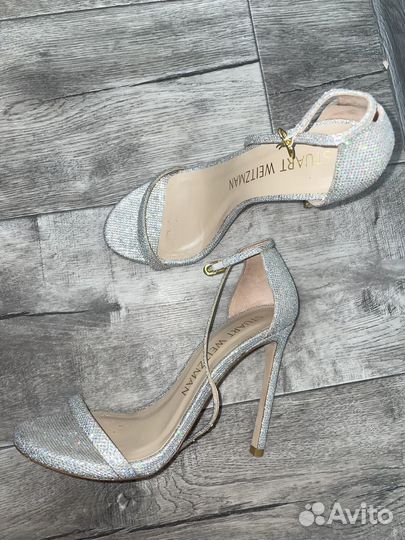 Босоножки Stuart weitzman