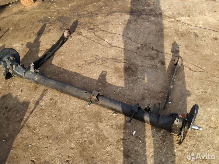 Балка задняя Nissan Primera p12 qg16de QG18DE Qr20