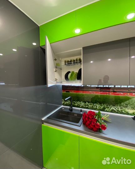 Угловая кухня на заказ. Производство