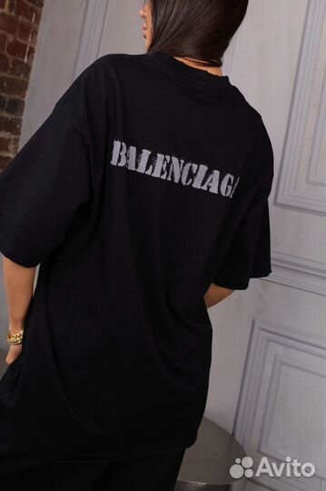 Костюм женский balenciaga