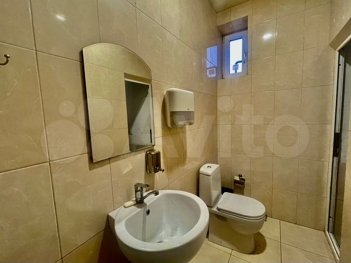 Гостиница, 800 м²