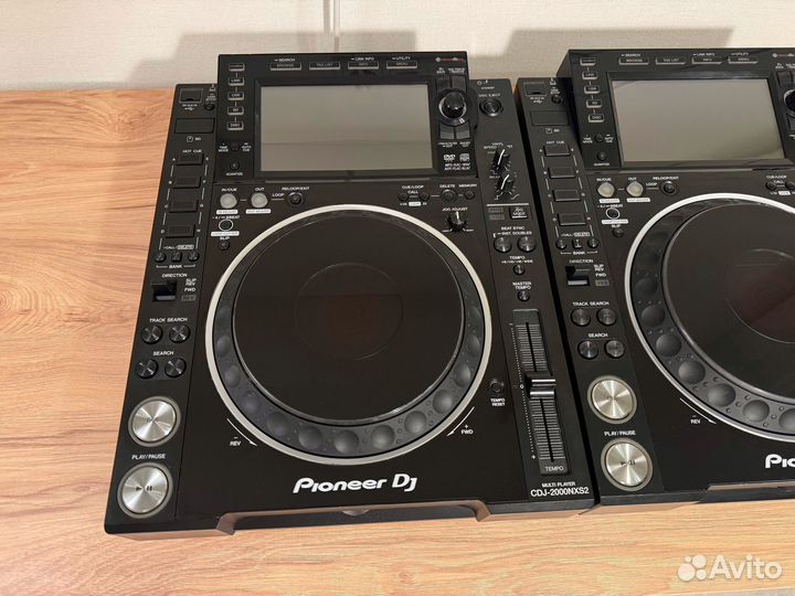 Pioneer CDJ-2000 nexus 2