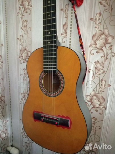 Акустическая гитара бу