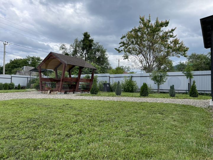 Комната 35 м² в 2-к., 1/2 эт.