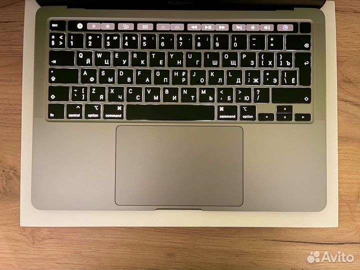 Macbook pro 13 2020 16gb 500gb Мощь