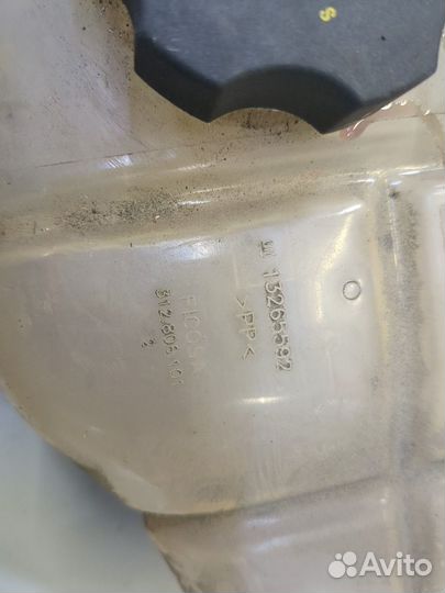 Бачок расширительный Opel Meriva 2010, 2011