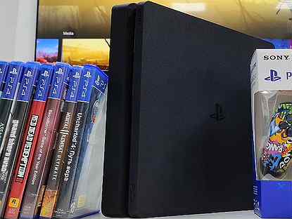 Sony PlayStation 4 Slim + 79 игр и 2 геймпада
