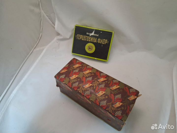 Коробки Герцеговина Флор, юбилей советской армии