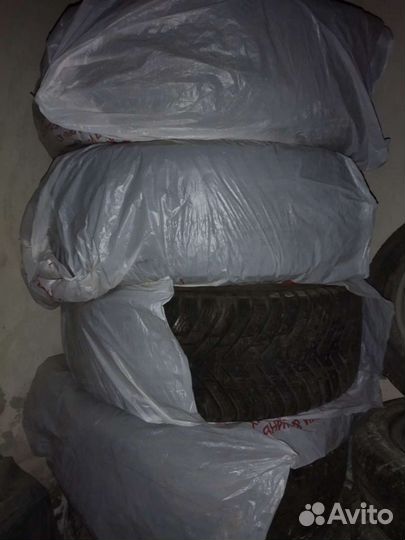 Nokian Tyres Z 285/60 R18